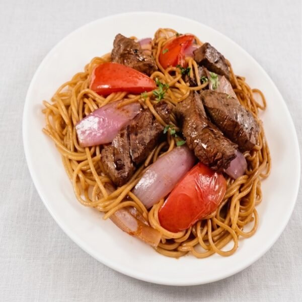Tallarin saltado carne
